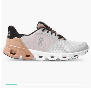 Womens on running shoes